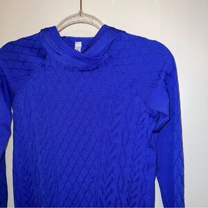 Lululemon pullover blue hoodie sweater size 6